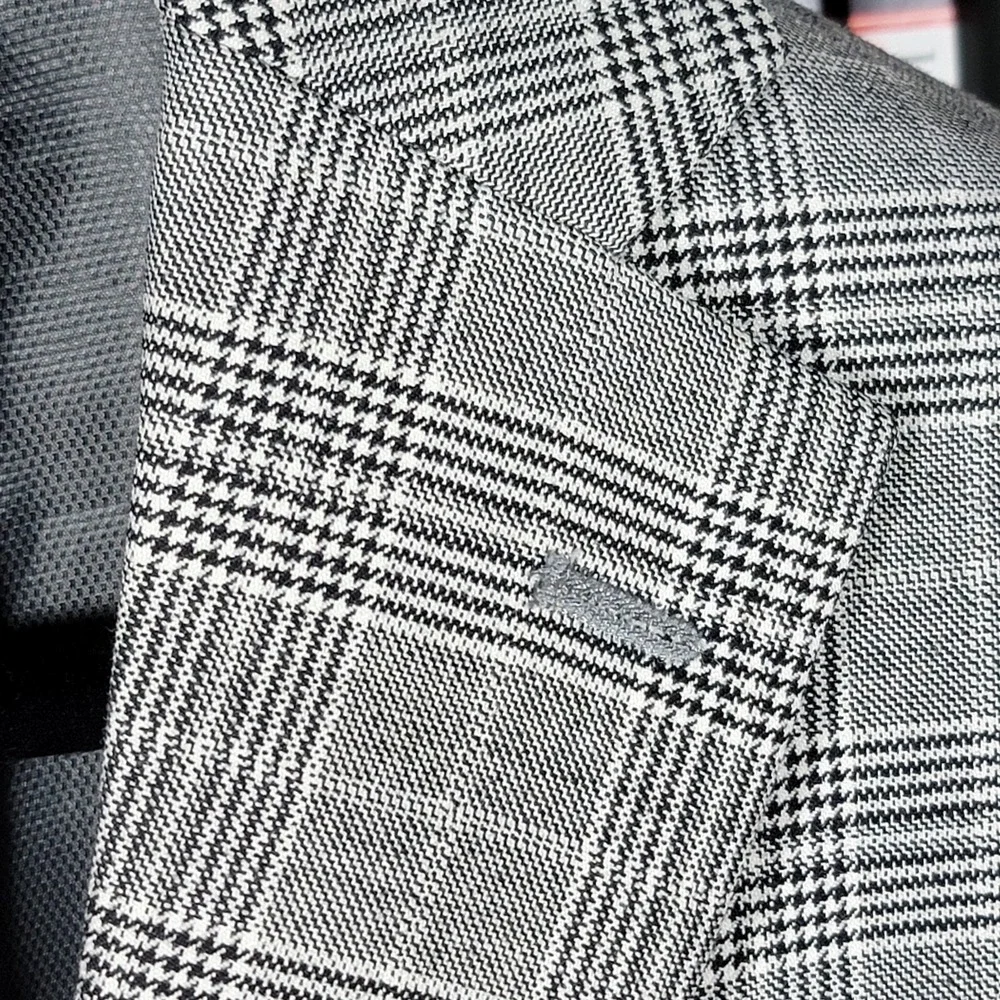 Kenneth Cole Mens Sport Coat Blazer Two‎ Button Gray Plaid Wool Poly Slim 36R